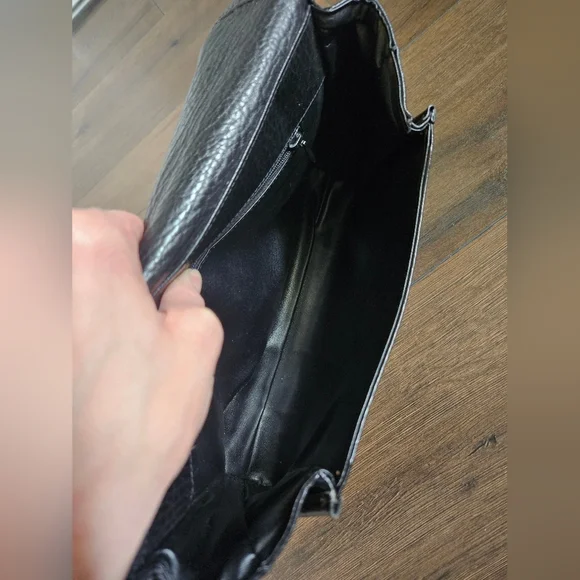 Nina Ricci Leather Envelope Clutch - Picture 4 of 12